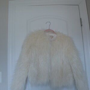 🎁 Mystery Blind Box – 5-8 Items Worth Over $150! 🎉